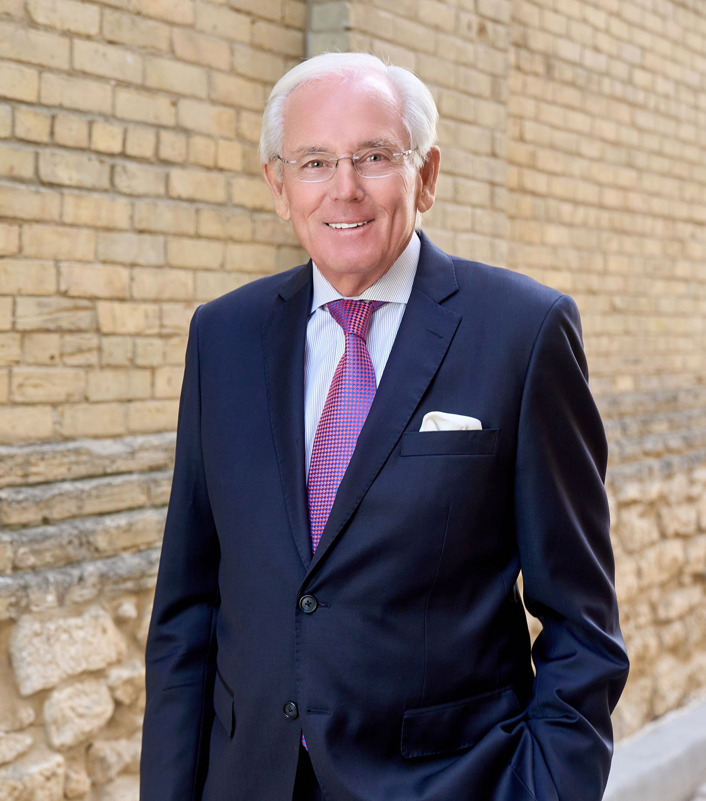 Simon Hiebert